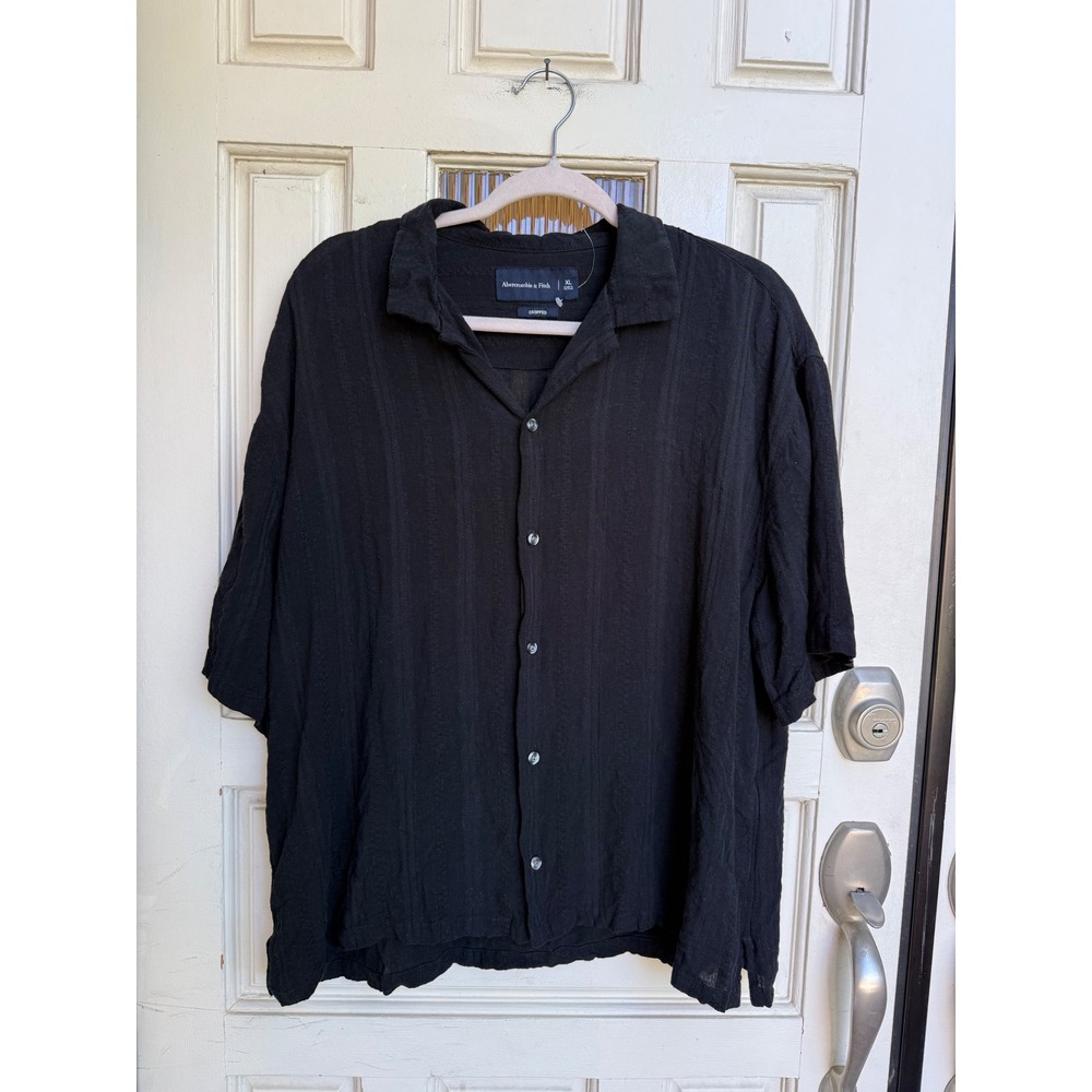 Abercrombie & Fitch Black Linen Blend Cropped Short Sleeve Button Up Size XL